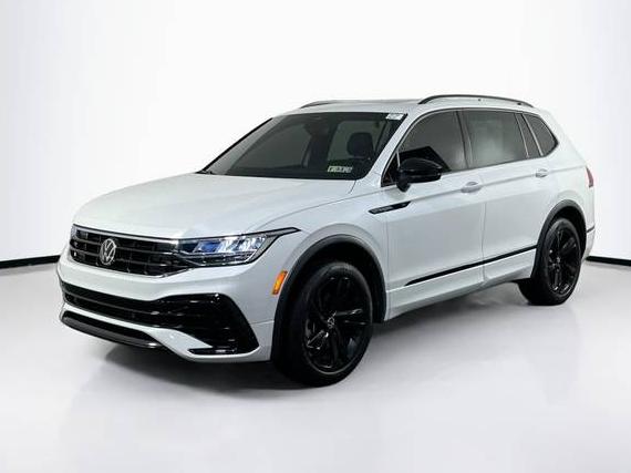 VOLKSWAGEN TIGUAN 4MOTION 2024 3VV8B7AX3RM097899 image